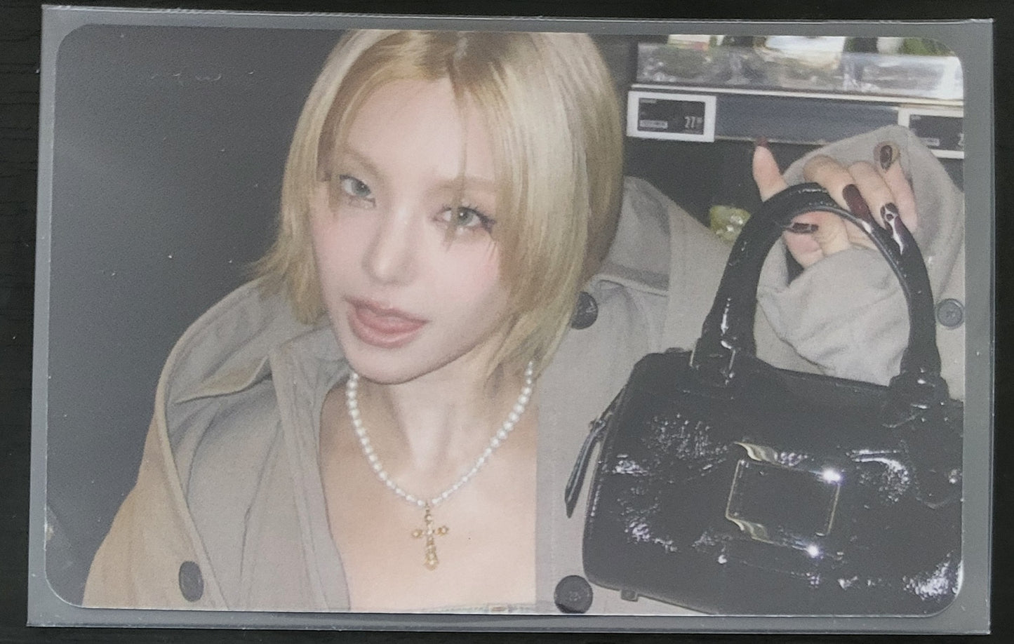 Shop ITZY TUNNEL VISION AppleMusic POB Photocard in New Zealand