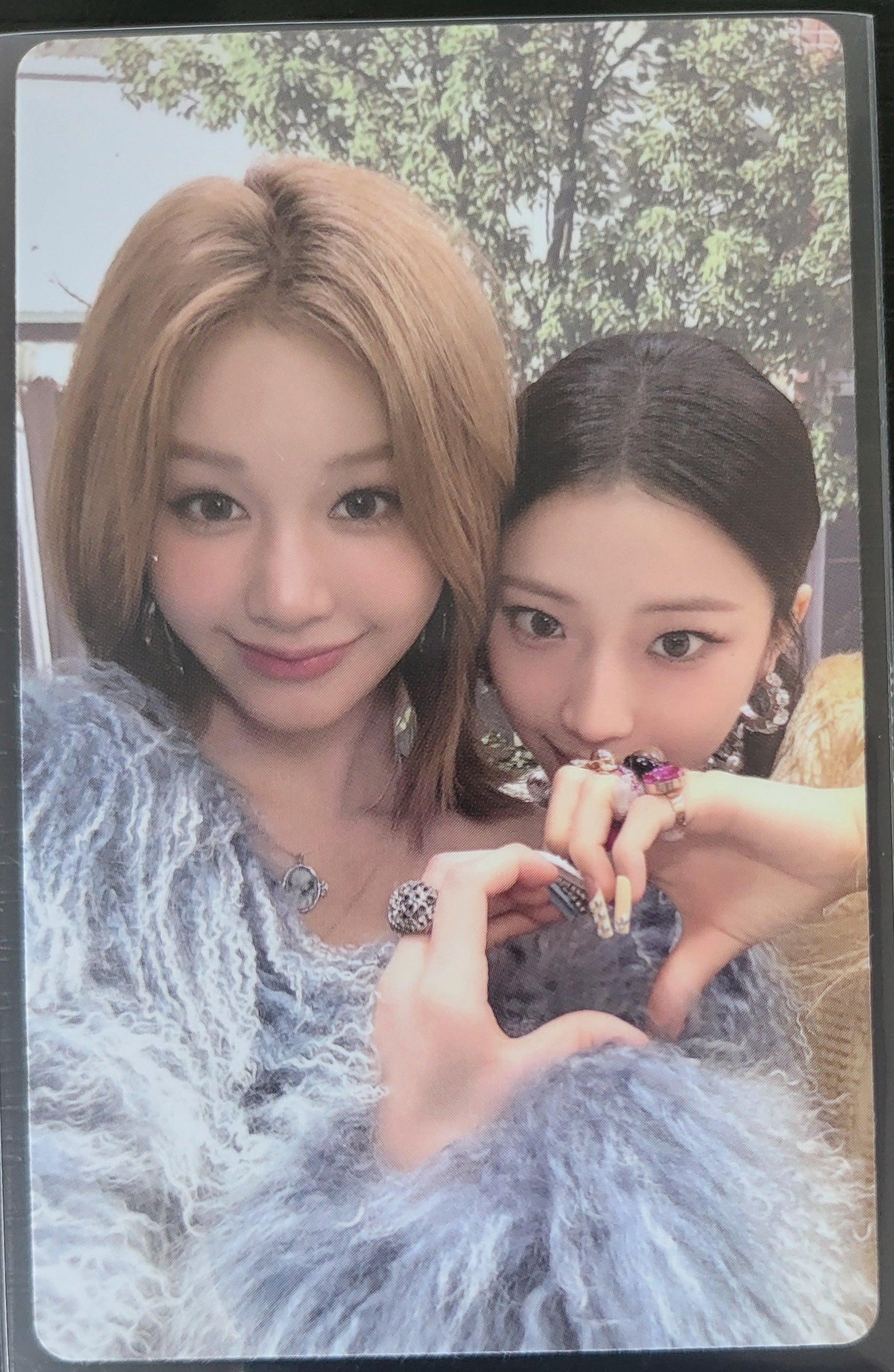 BABYMONSTER Weverse POB Photocard